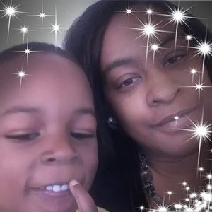 Meet your Posher, Iris